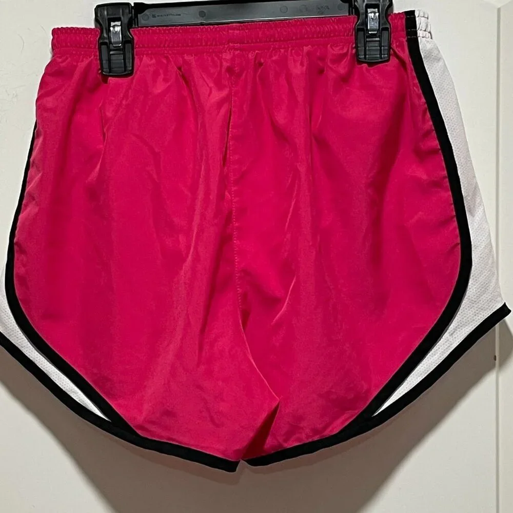 ‘Playful Pink’ Nike Dri Fit Womens Small 3